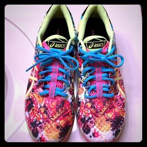 ASICS GEL-NOOSA TRI 11